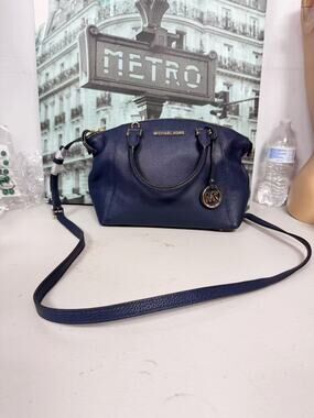 Michael Kors 38S7GRLS1L Riley Large Pebbled Leather Satchel Bag - Navy
